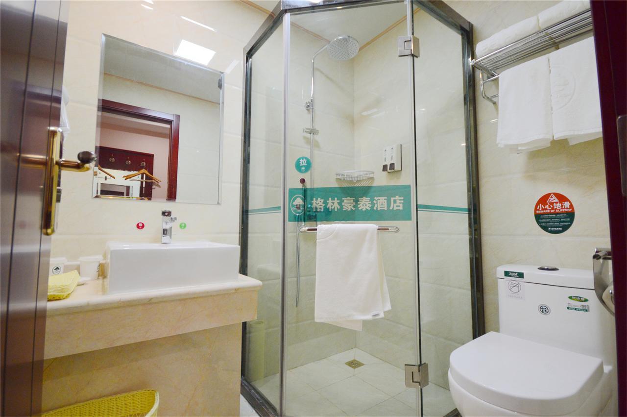 Greentree Inn Guangdong Shantou Gurao Gugui Road Business Hotel Exterior photo
